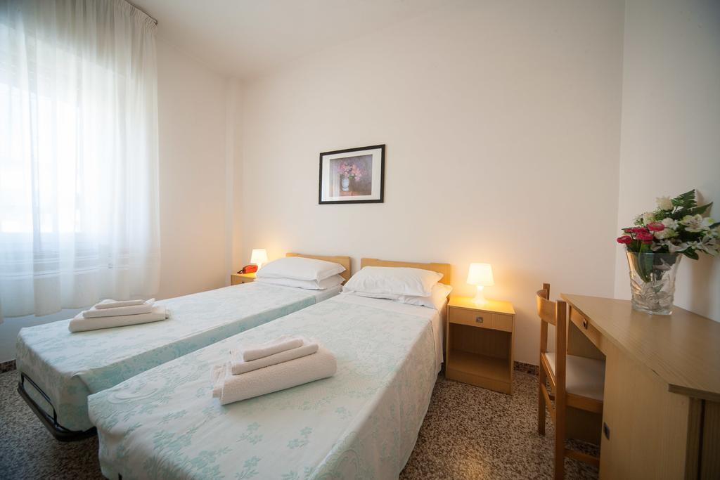 Hotel Madison リッチョーネ エクステリア 写真