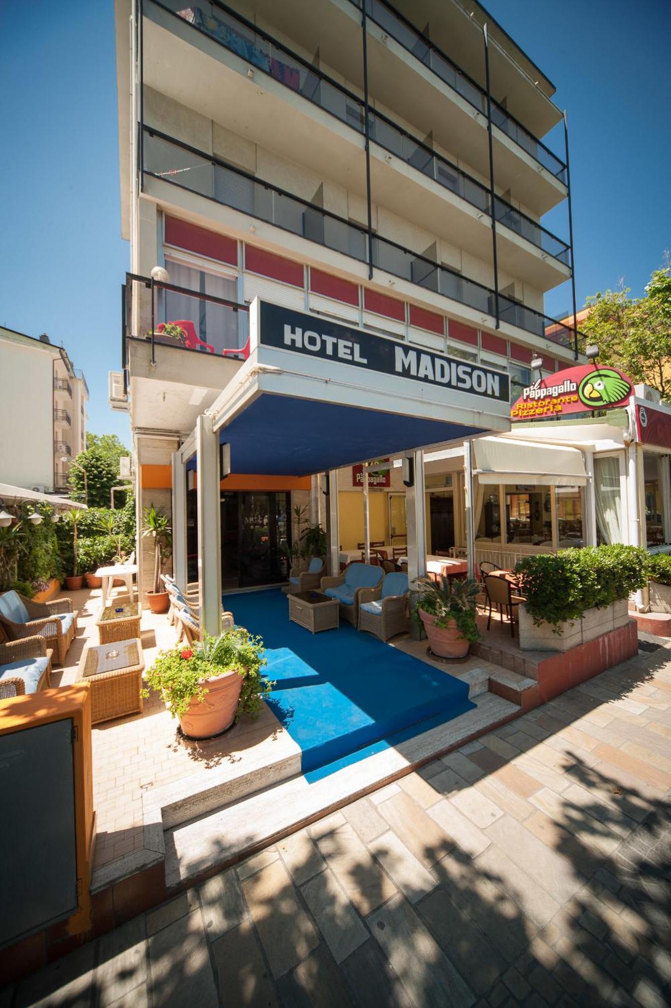 Hotel Madison リッチョーネ エクステリア 写真